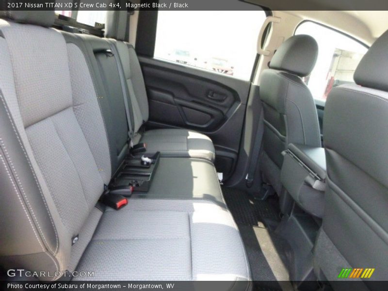Magnetic Black / Black 2017 Nissan TITAN XD S Crew Cab 4x4