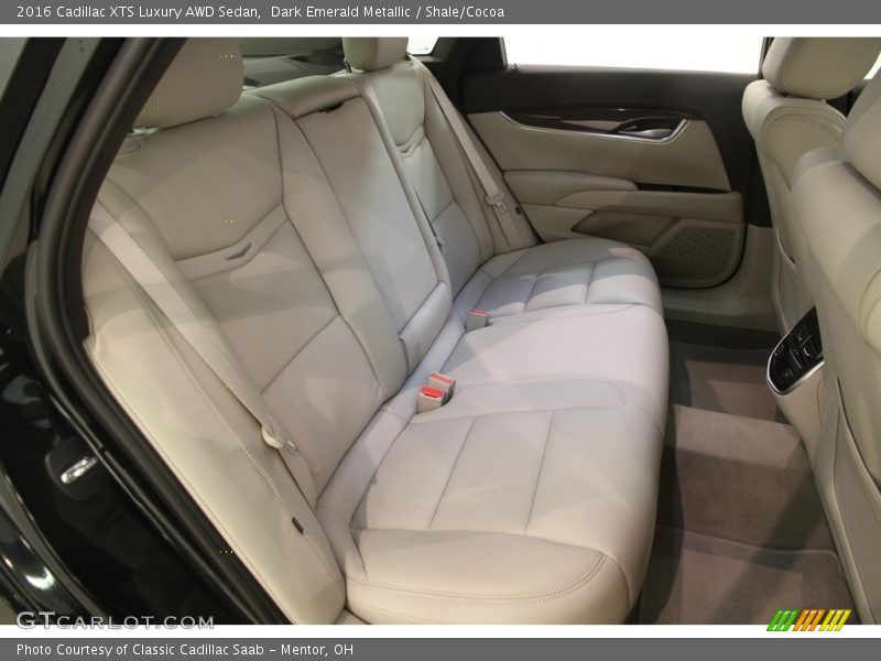 Dark Emerald Metallic / Shale/Cocoa 2016 Cadillac XTS Luxury AWD Sedan