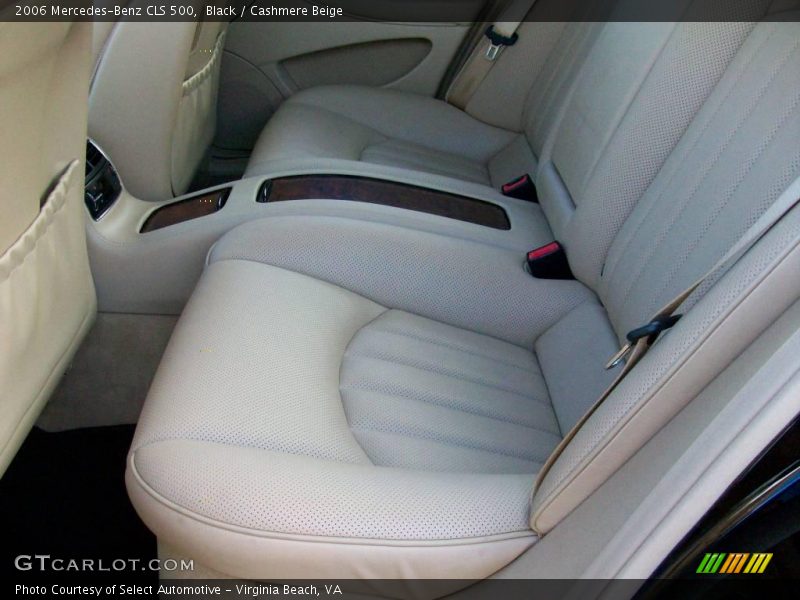 Black / Cashmere Beige 2006 Mercedes-Benz CLS 500