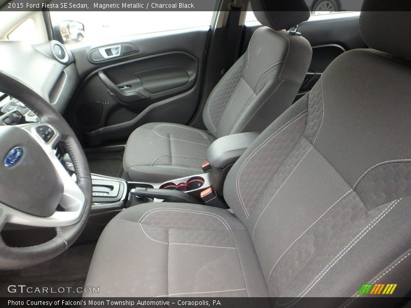 Magnetic Metallic / Charcoal Black 2015 Ford Fiesta SE Sedan