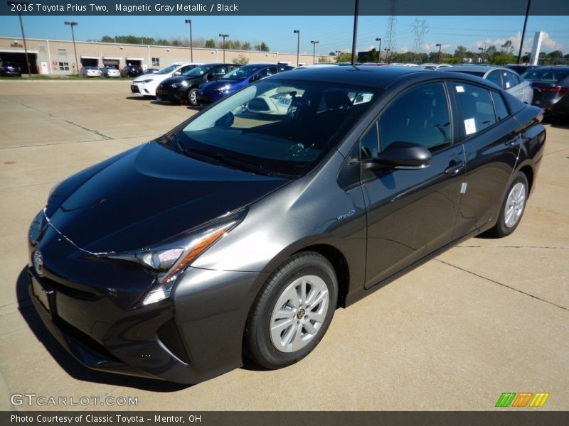 Magnetic Gray Metallic / Black 2016 Toyota Prius Two