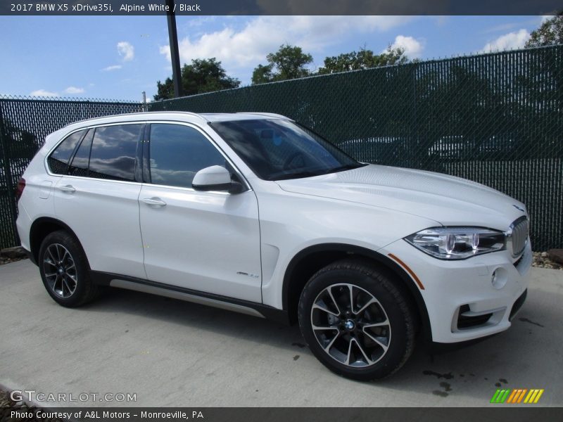 Alpine White / Black 2017 BMW X5 xDrive35i