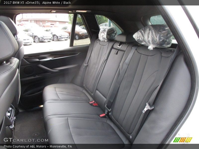 Rear Seat of 2017 X5 xDrive35i