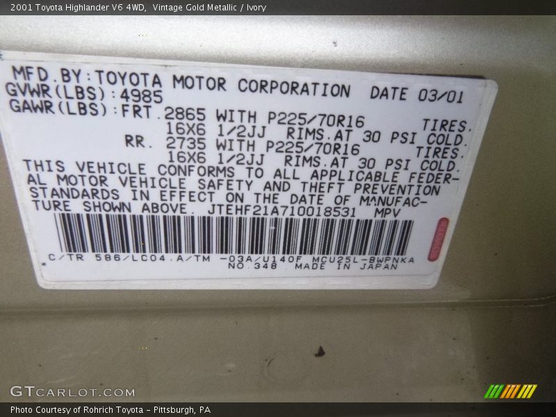 Vintage Gold Metallic / Ivory 2001 Toyota Highlander V6 4WD