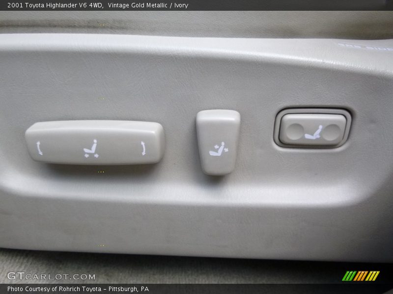 Vintage Gold Metallic / Ivory 2001 Toyota Highlander V6 4WD