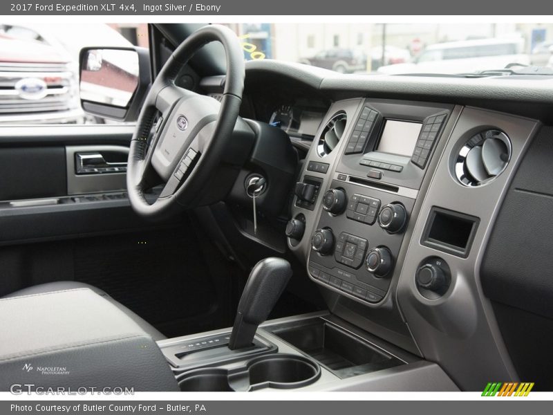 Ingot Silver / Ebony 2017 Ford Expedition XLT 4x4