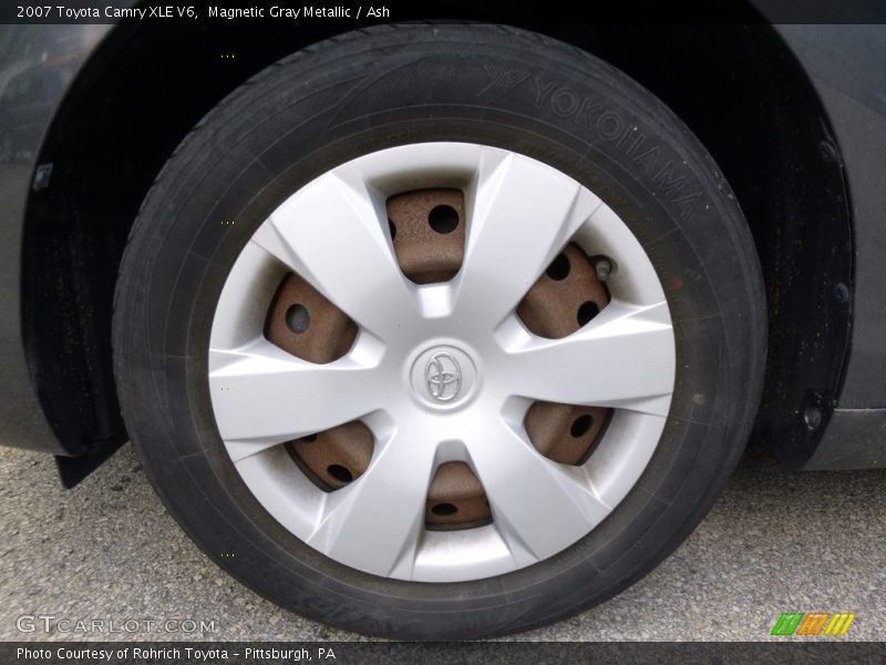 Magnetic Gray Metallic / Ash 2007 Toyota Camry XLE V6