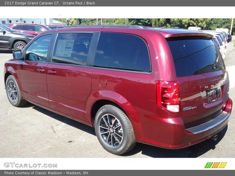 Octane Red / Black 2017 Dodge Grand Caravan GT