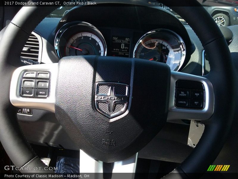 Octane Red / Black 2017 Dodge Grand Caravan GT