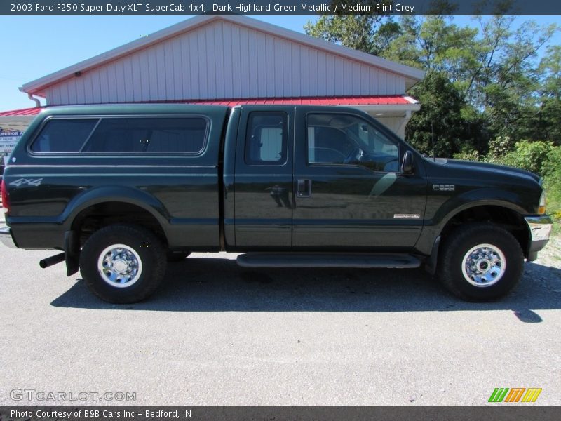 Dark Highland Green Metallic / Medium Flint Grey 2003 Ford F250 Super Duty XLT SuperCab 4x4
