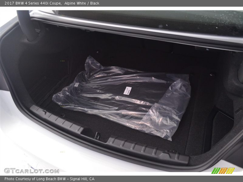 Alpine White / Black 2017 BMW 4 Series 440i Coupe