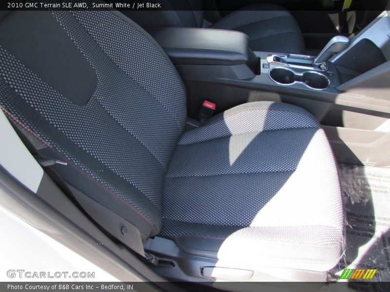 Summit White / Jet Black 2010 GMC Terrain SLE AWD