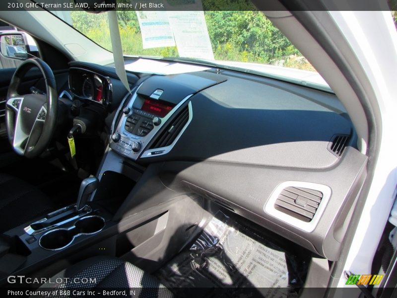 Summit White / Jet Black 2010 GMC Terrain SLE AWD
