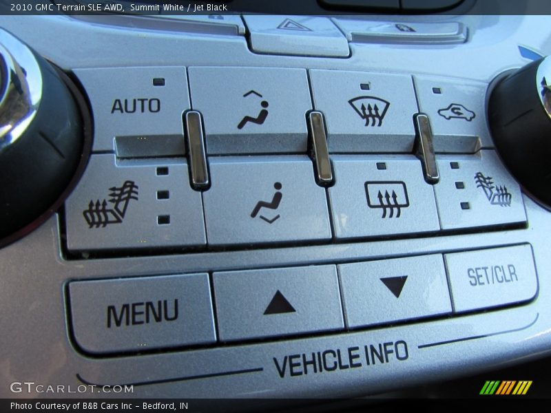 Summit White / Jet Black 2010 GMC Terrain SLE AWD