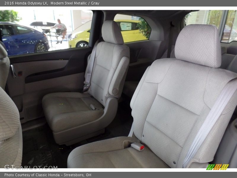 Modern Steel Metallic / Gray 2016 Honda Odyssey LX