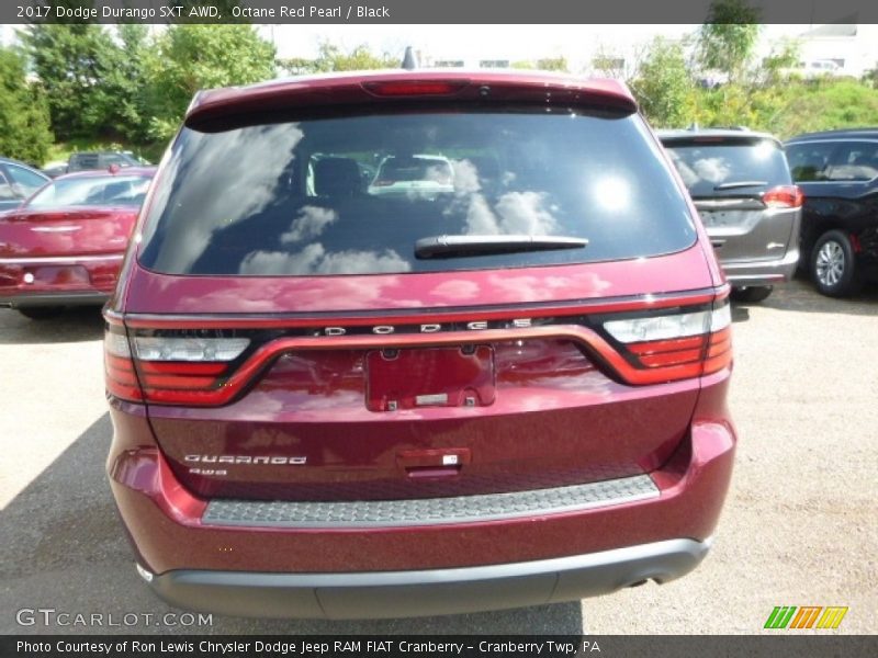 Octane Red Pearl / Black 2017 Dodge Durango SXT AWD