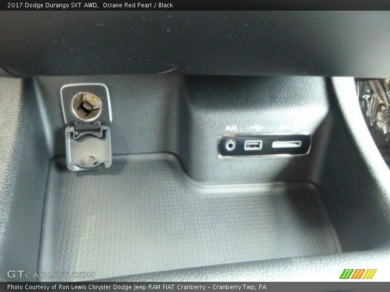 Octane Red Pearl / Black 2017 Dodge Durango SXT AWD