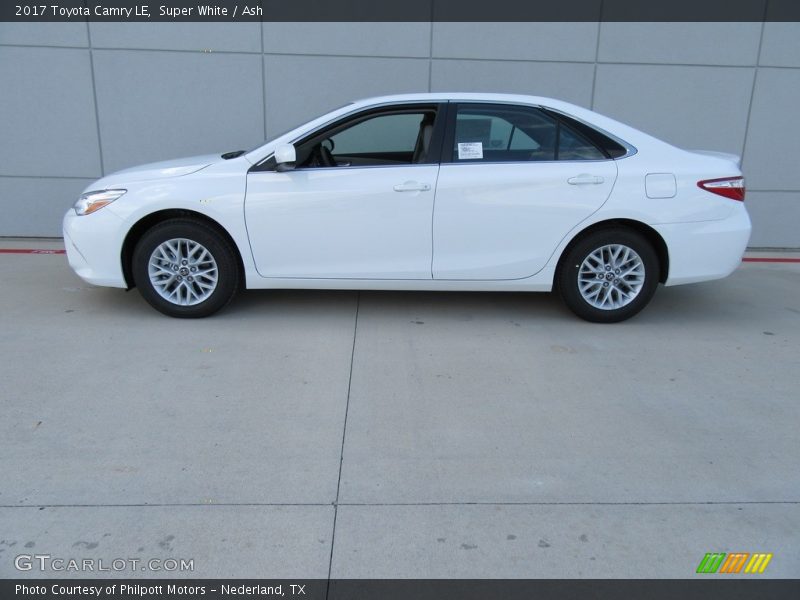 Super White / Ash 2017 Toyota Camry LE