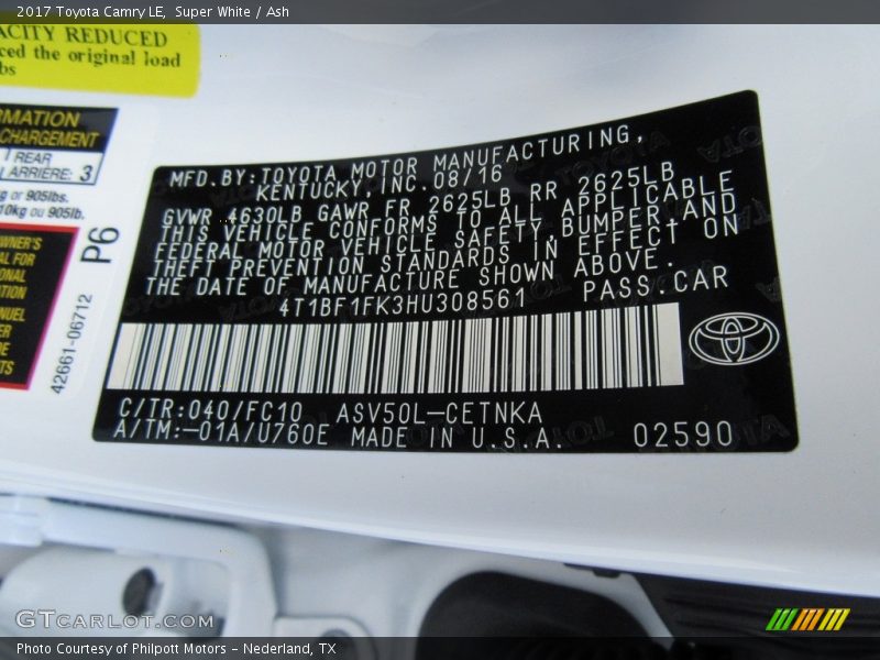 Super White / Ash 2017 Toyota Camry LE