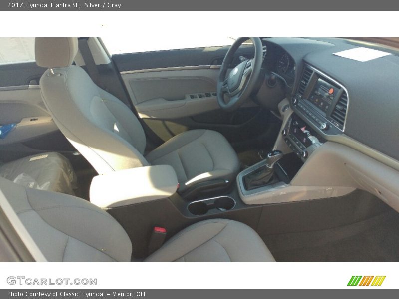 Silver / Gray 2017 Hyundai Elantra SE