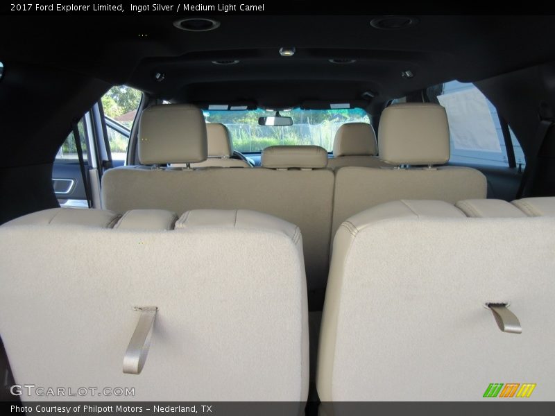 Ingot Silver / Medium Light Camel 2017 Ford Explorer Limited