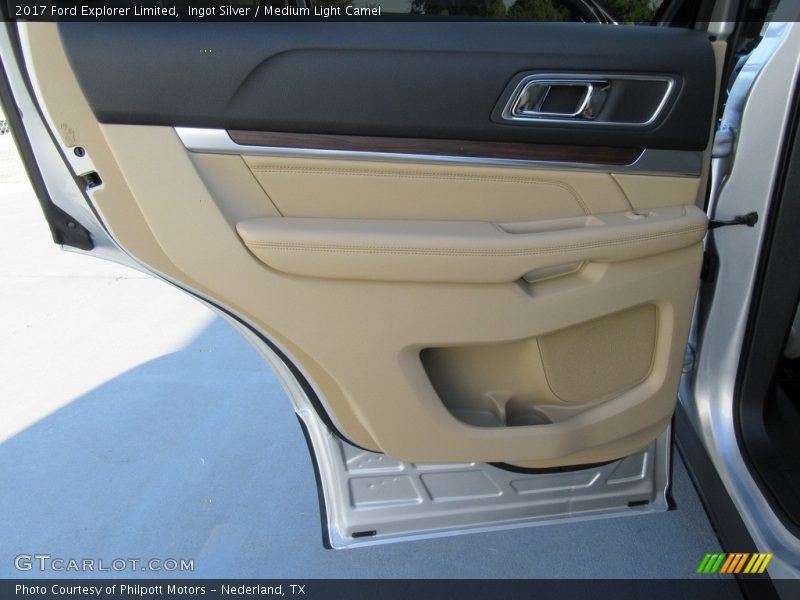 Ingot Silver / Medium Light Camel 2017 Ford Explorer Limited