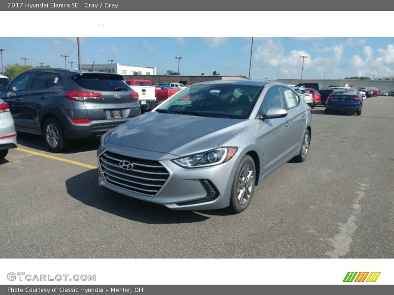 Gray / Gray 2017 Hyundai Elantra SE