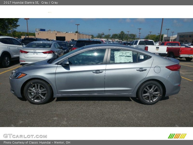 Gray / Gray 2017 Hyundai Elantra SE