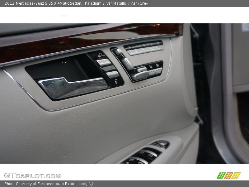 Paladium Silver Metallic / Ash/Grey 2012 Mercedes-Benz S 550 4Matic Sedan