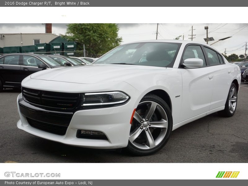 Bright White / Black 2016 Dodge Charger R/T