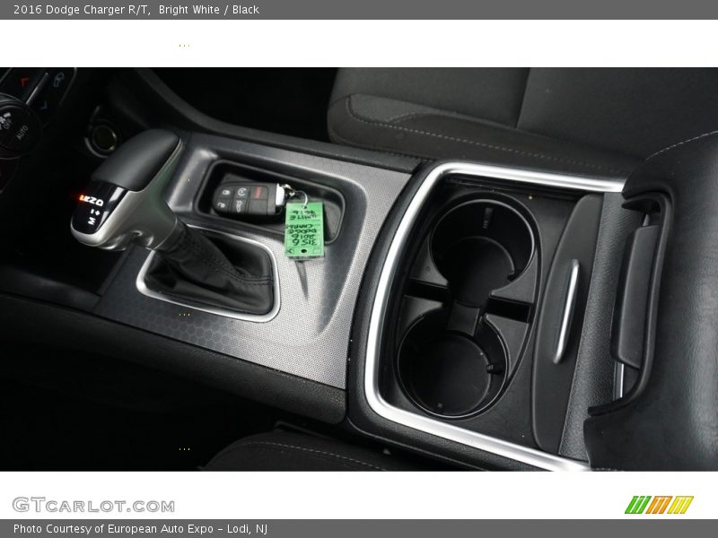 Bright White / Black 2016 Dodge Charger R/T