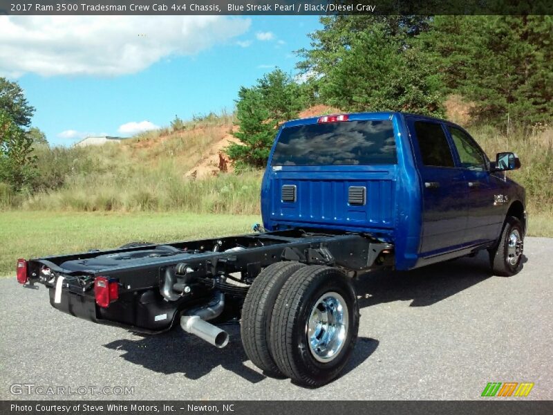  2017 3500 Tradesman Crew Cab 4x4 Chassis Blue Streak Pearl