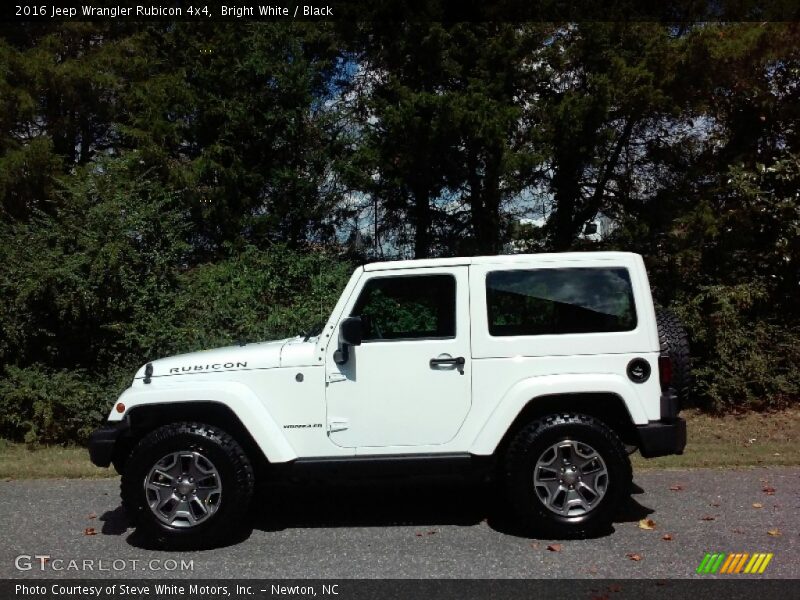 Bright White / Black 2016 Jeep Wrangler Rubicon 4x4