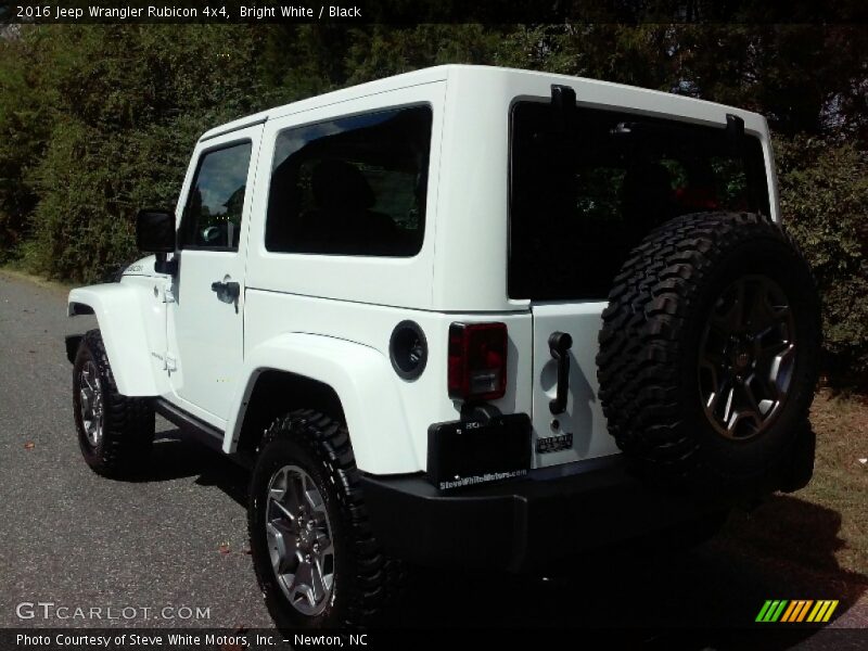 Bright White / Black 2016 Jeep Wrangler Rubicon 4x4