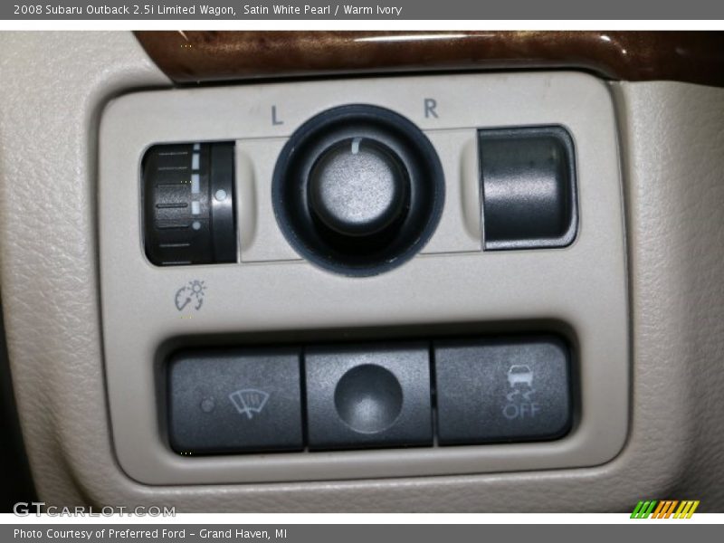 Satin White Pearl / Warm Ivory 2008 Subaru Outback 2.5i Limited Wagon