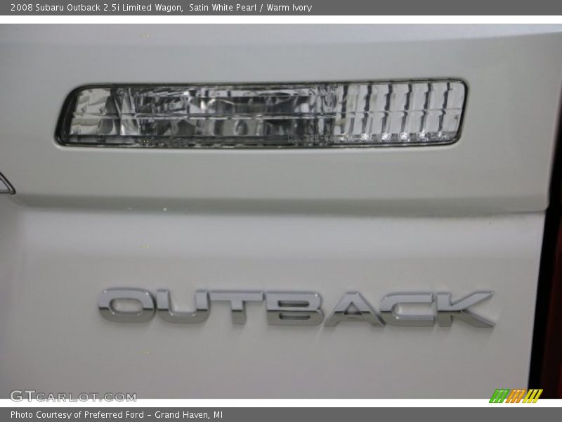 Satin White Pearl / Warm Ivory 2008 Subaru Outback 2.5i Limited Wagon