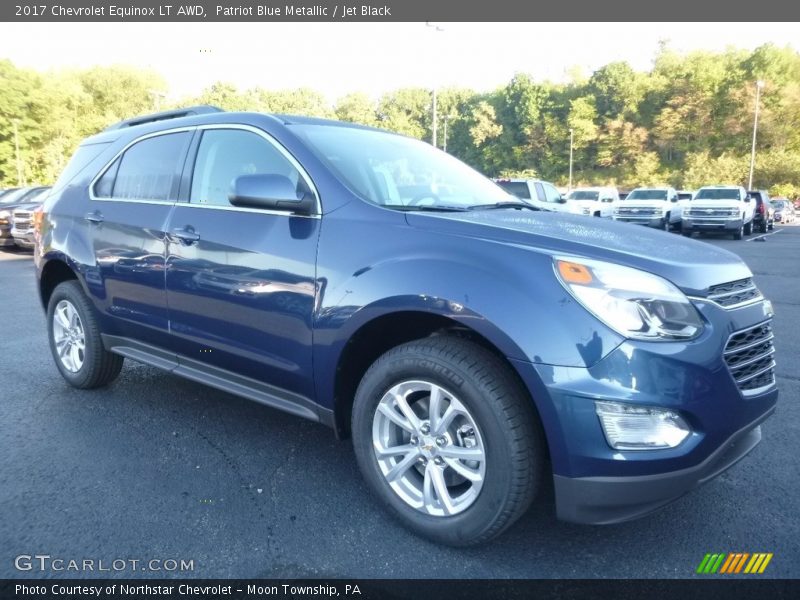 Patriot Blue Metallic / Jet Black 2017 Chevrolet Equinox LT AWD