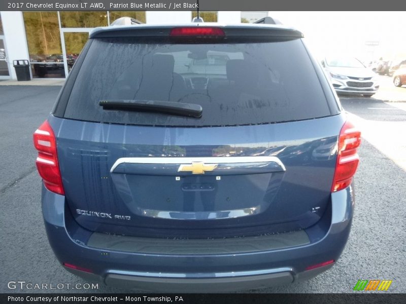 Patriot Blue Metallic / Jet Black 2017 Chevrolet Equinox LT AWD
