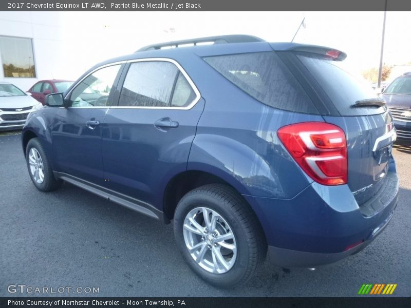 Patriot Blue Metallic / Jet Black 2017 Chevrolet Equinox LT AWD