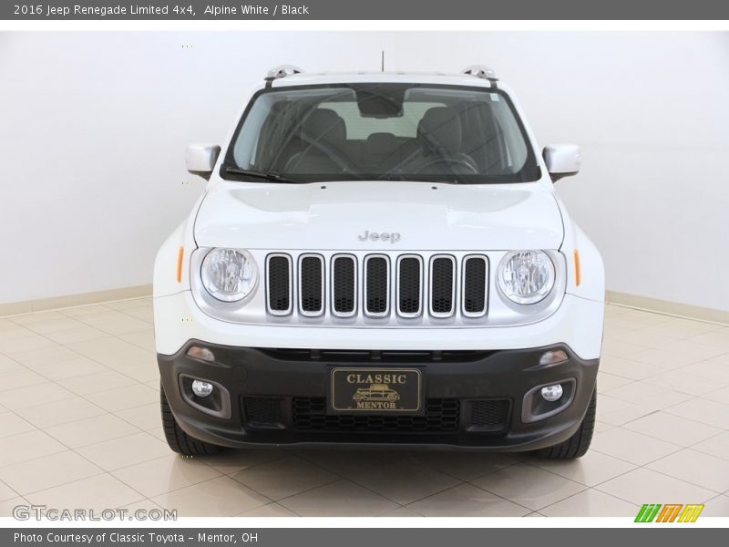 Alpine White / Black 2016 Jeep Renegade Limited 4x4