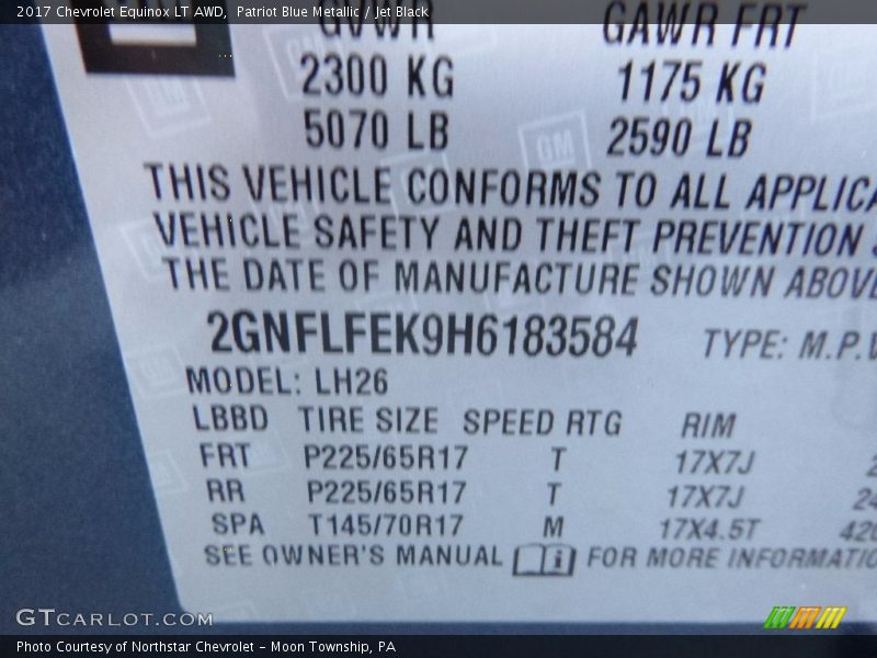 Patriot Blue Metallic / Jet Black 2017 Chevrolet Equinox LT AWD