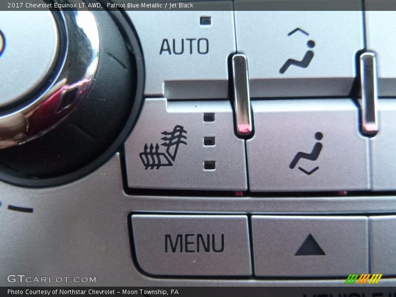 Patriot Blue Metallic / Jet Black 2017 Chevrolet Equinox LT AWD