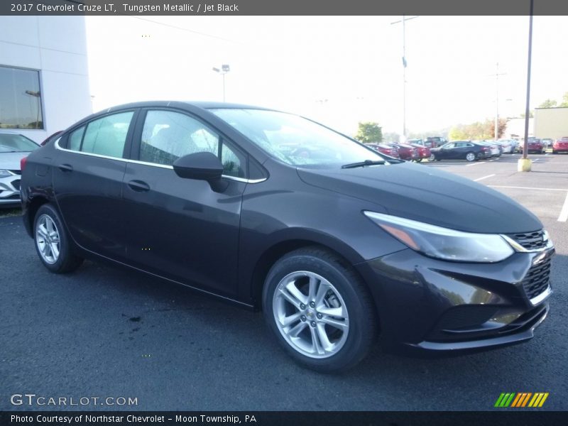 Tungsten Metallic / Jet Black 2017 Chevrolet Cruze LT