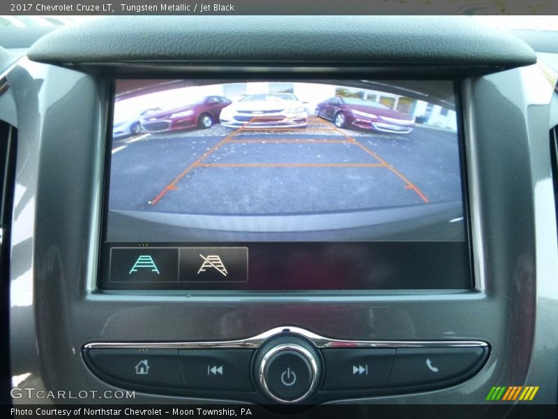 Tungsten Metallic / Jet Black 2017 Chevrolet Cruze LT