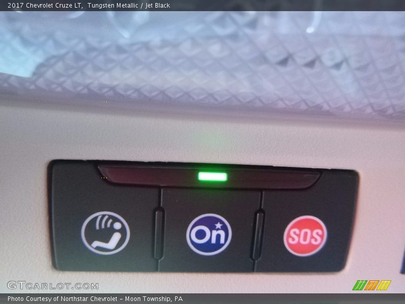 Tungsten Metallic / Jet Black 2017 Chevrolet Cruze LT