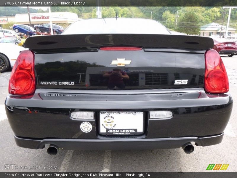 Black / Ebony 2006 Chevrolet Monte Carlo SS