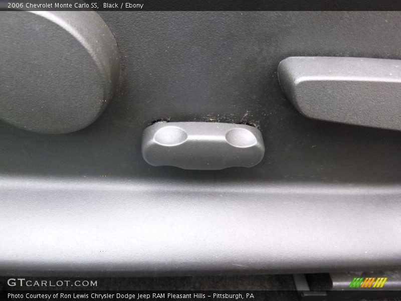 Black / Ebony 2006 Chevrolet Monte Carlo SS