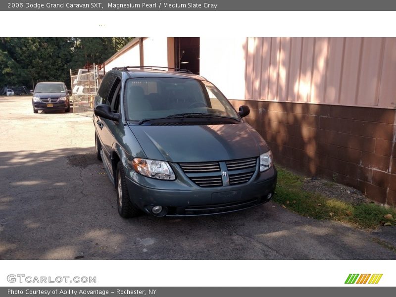 Magnesium Pearl / Medium Slate Gray 2006 Dodge Grand Caravan SXT