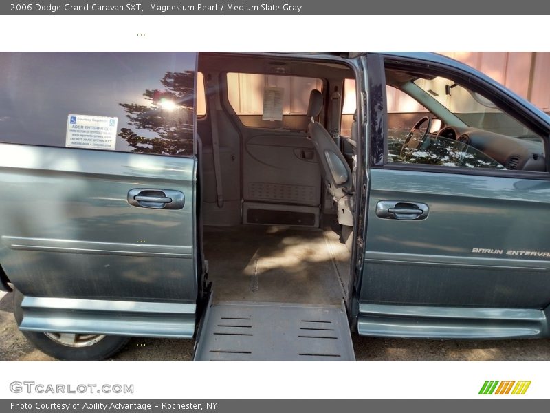 Magnesium Pearl / Medium Slate Gray 2006 Dodge Grand Caravan SXT