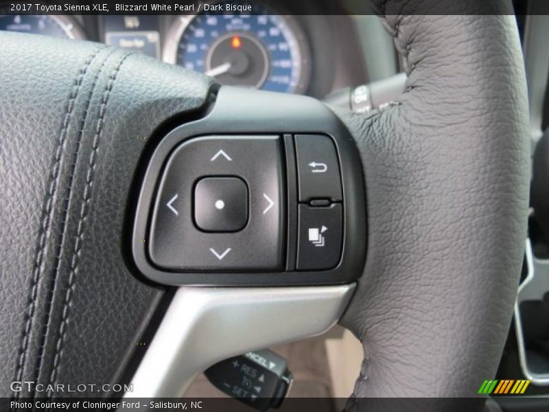 Controls of 2017 Sienna XLE